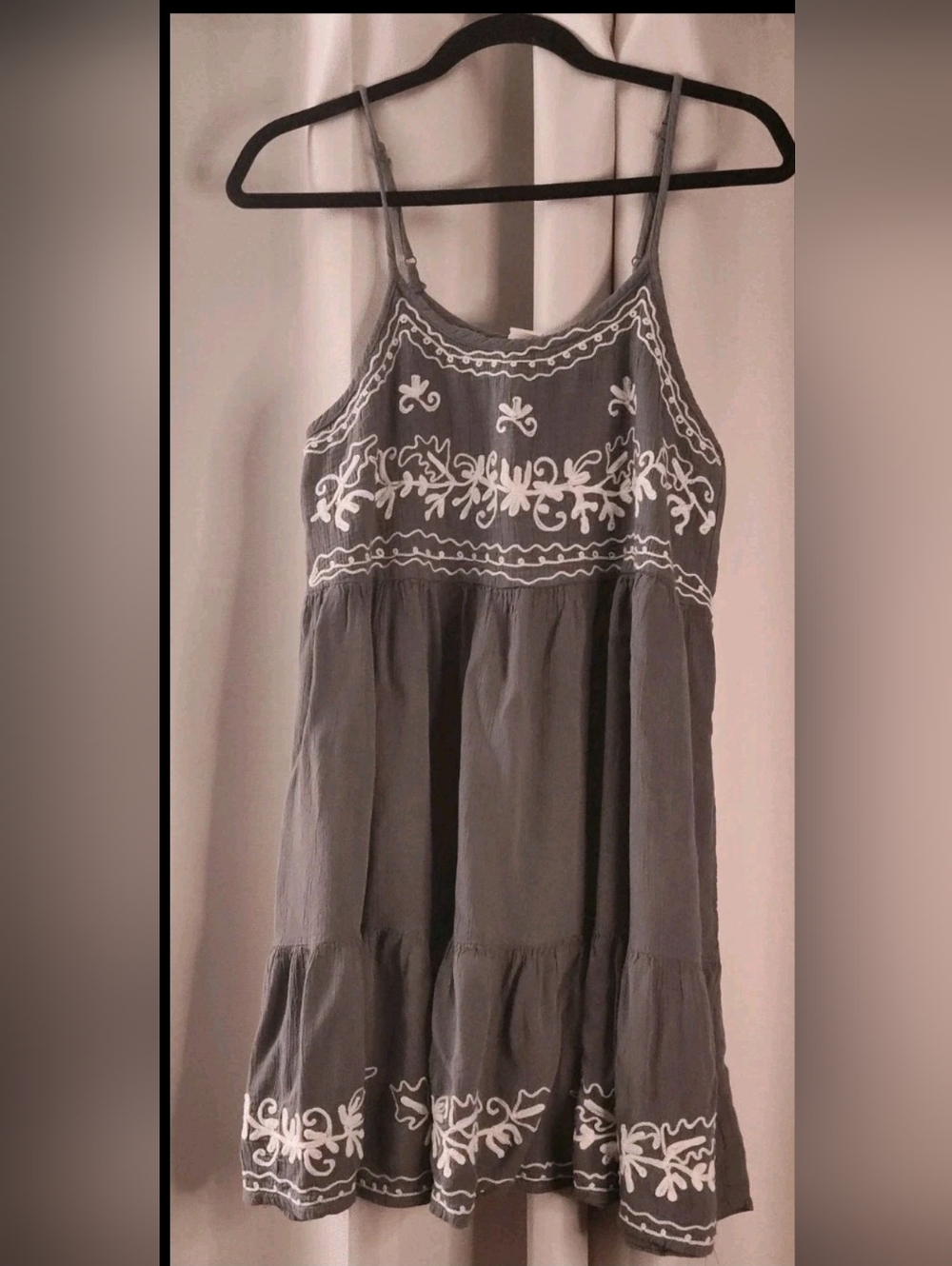Boho Daze Gray XL Dress With White Embroidered
